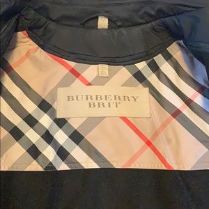 Burberry raincoat with detachable lining and hood